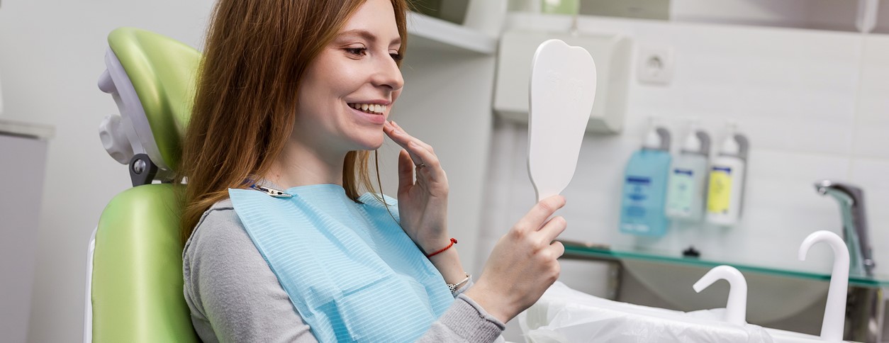 Adelaide’s dental care professionals offer detailed post-extraction care